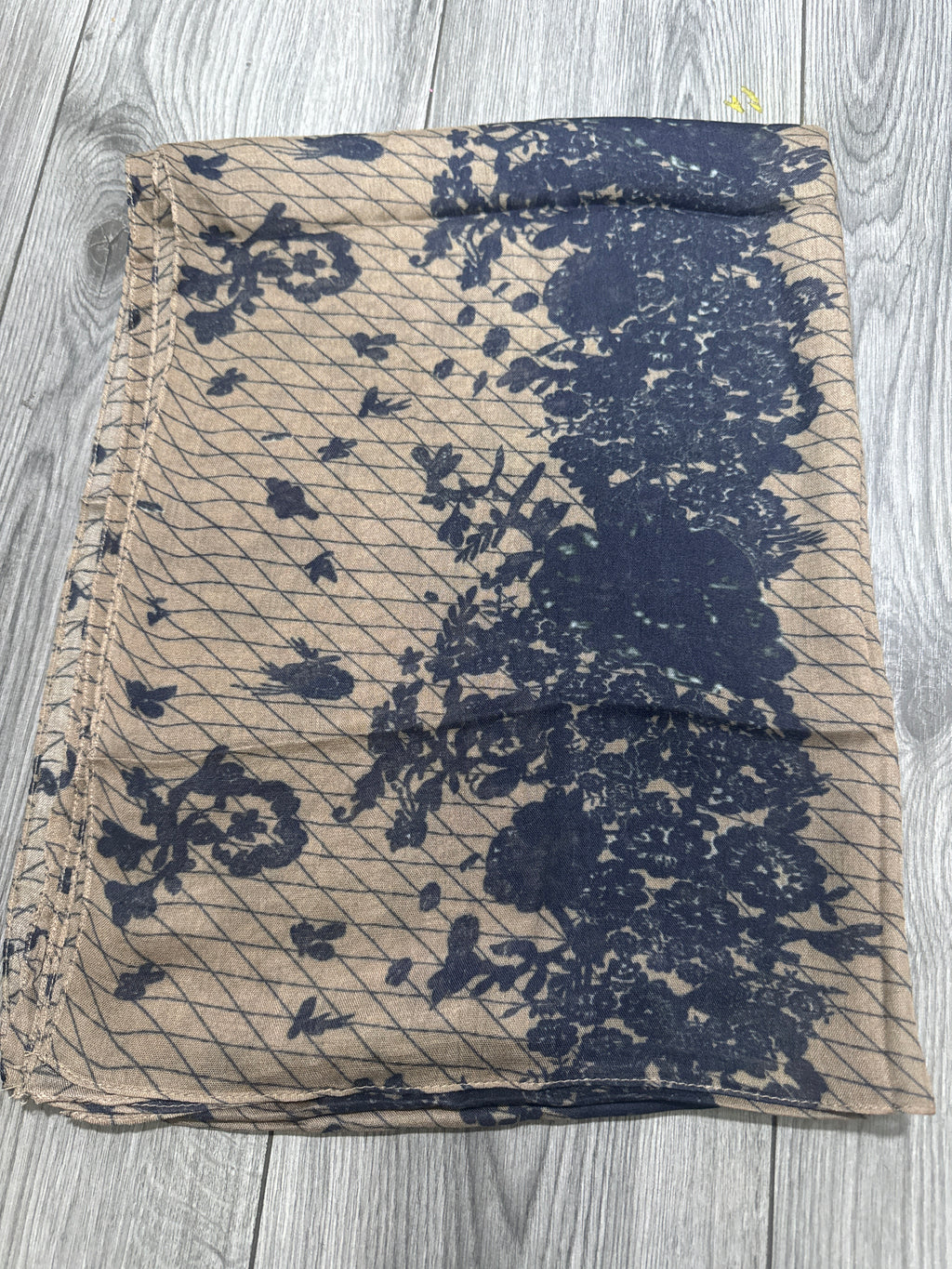 Elegant Chantilly Lace Modal Hijab – Soft, Stylish & Lightweight